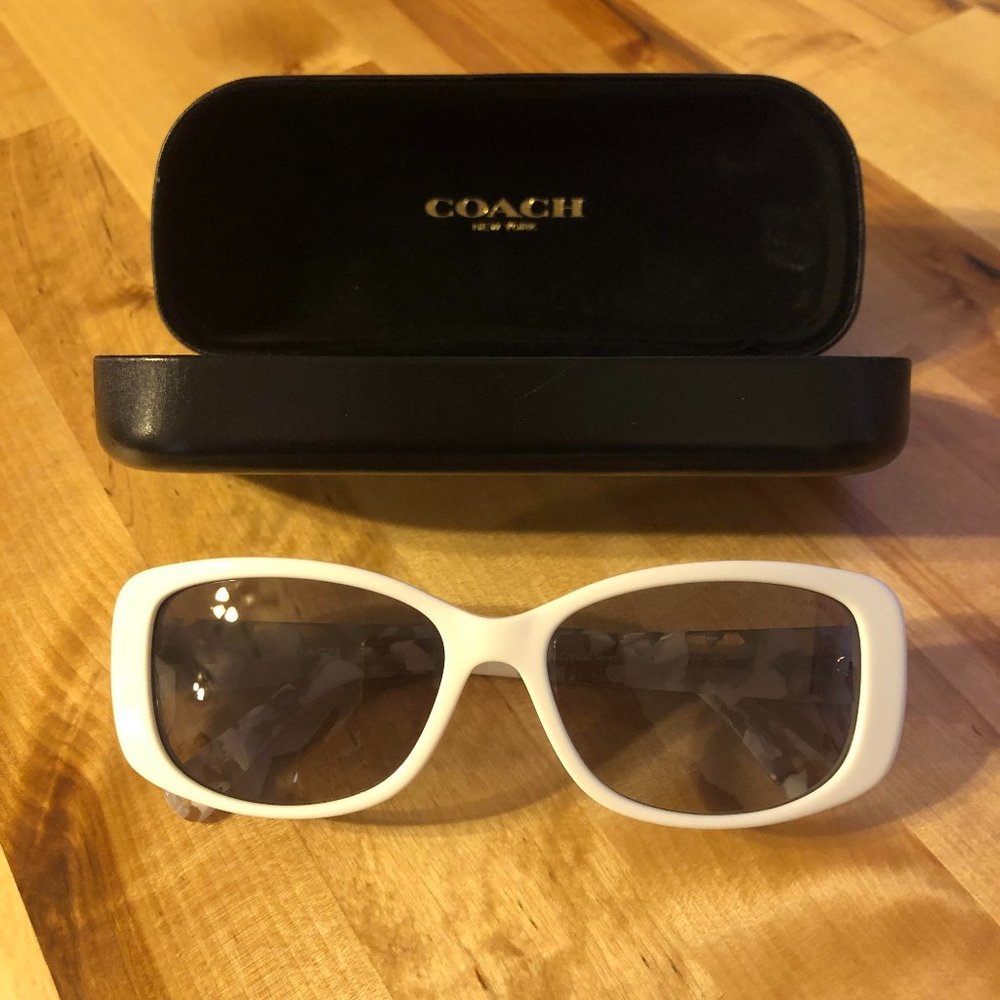 Coach Sunglasses HC8168 White/White Crystal Mosaic